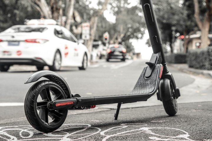 ELECTRIC SCOOTER VERSUS CARS: WHICH IS MORE COST-EFFECTIVE?